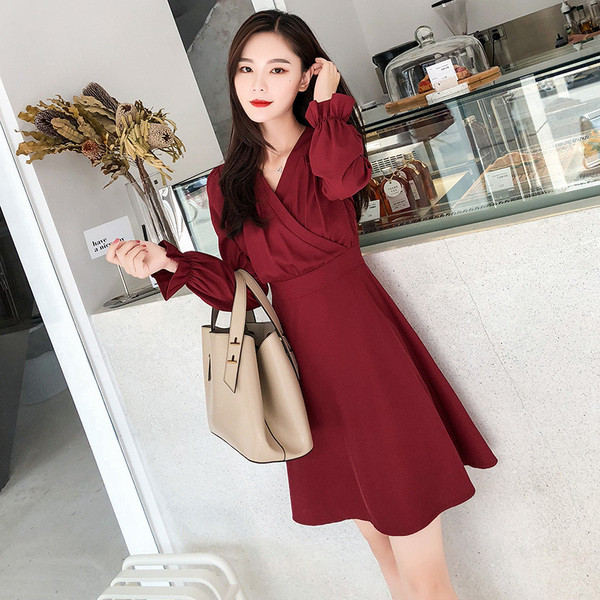 Νέο μοντέλο γυναικείο φόρεμα V-neck με μακρύ  μανίκι σε μπορντό χρώμα