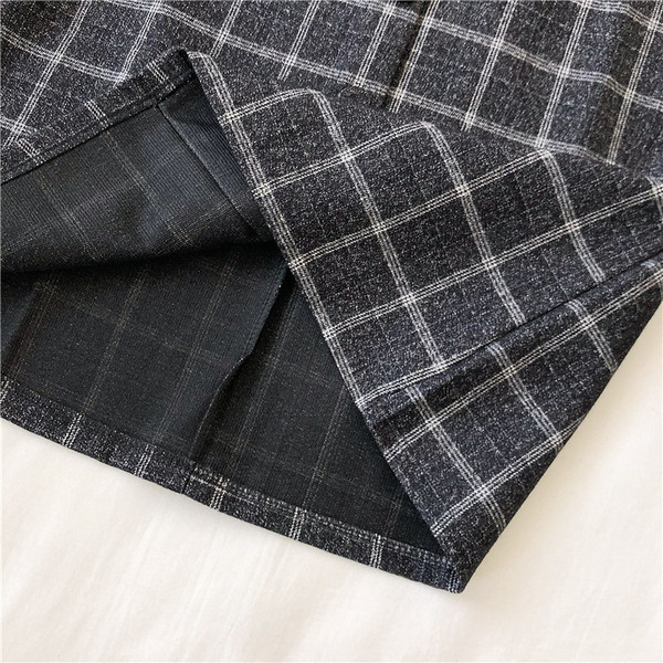 Γυναικεία καρό φούστα σε τρία χρώματα με ψηλή μέση και κουμπιά