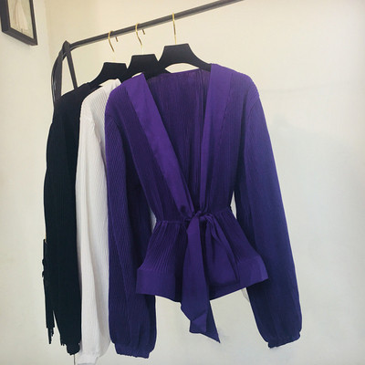 Modern női ing mély spitz nyakkivágással - többféle színben