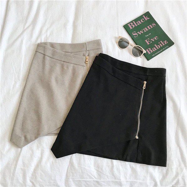 Fusta de dama moderna in doua culori cu fermoar si talie inalta