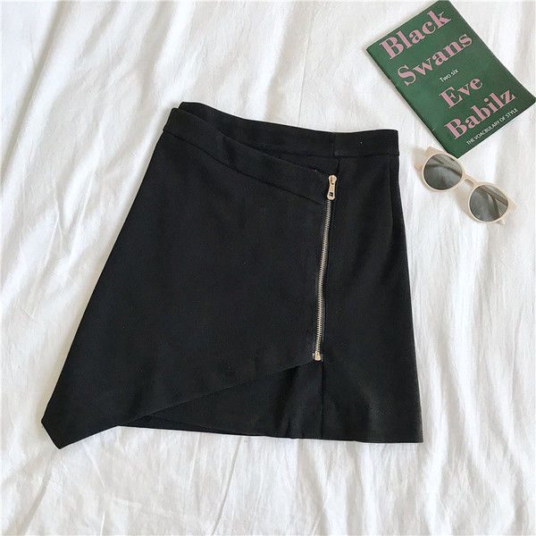 Fusta de dama moderna in doua culori cu fermoar si talie inalta