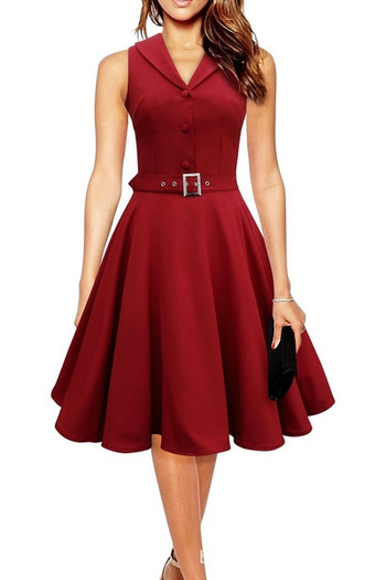 Stílusos női ruha gallérral és övvel, három színben