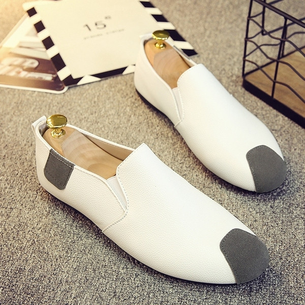 Modern férfi mokaszin sima modell több színben