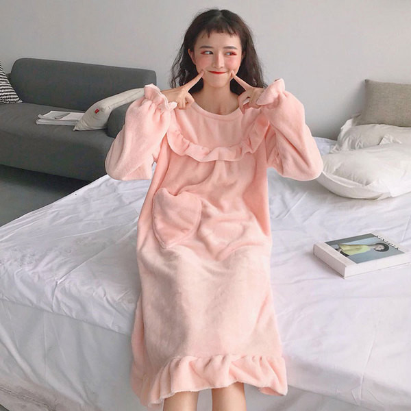 Cămașă de noapte pentru femei în două culori - roz și albastru cu mâneci lungi