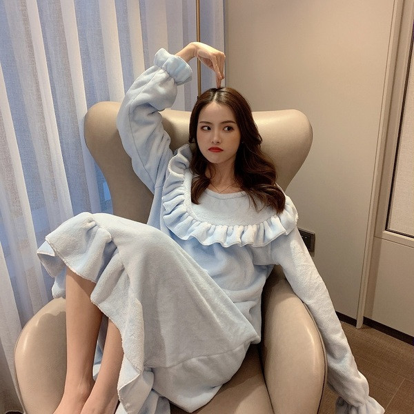 Cămașă de noapte pentru femei în două culori - roz și albastru cu mâneci lungi