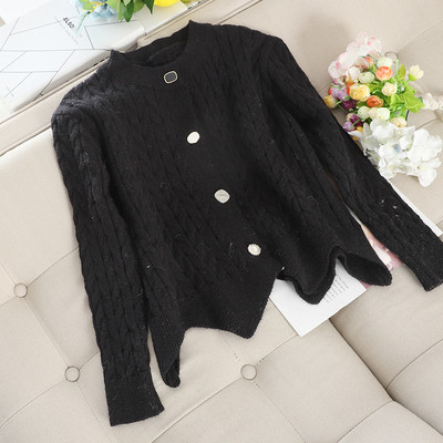 Vesta casual de dama cu nasturi alb-negru