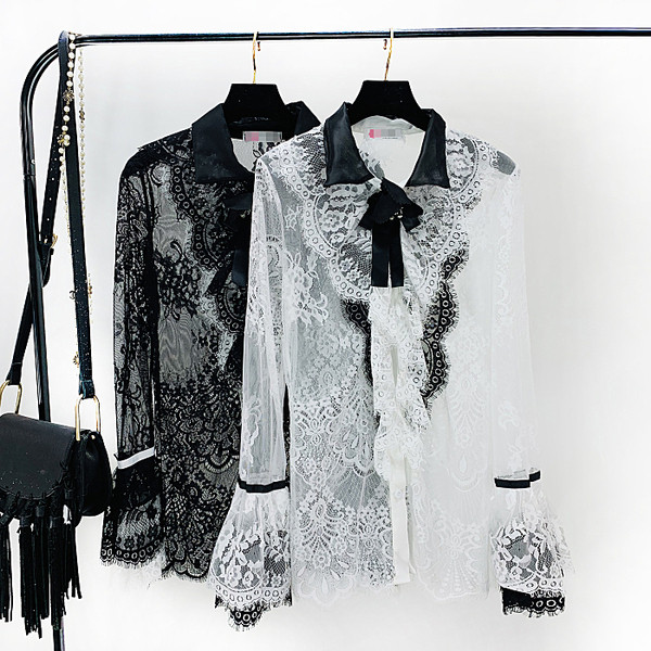 Modern női csipke ing lótusz ujjú fehér és fekete színben