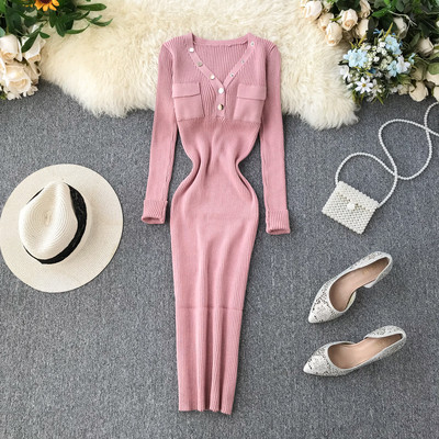 Alkalmi női ruha spitz nyakkivágással és gombokkal több színben