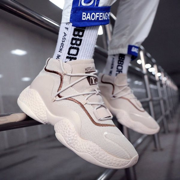 ÚJ modell vastag talpú férfi tornacipő több színben