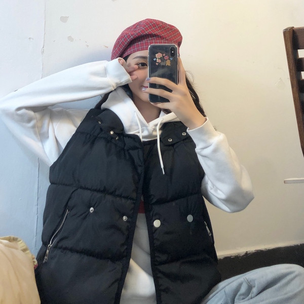 Női alkalmi mellény, két színben bézs és fekete