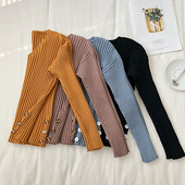 Női alkalmi blúz négy színben, gombokkal és V-nyakkal