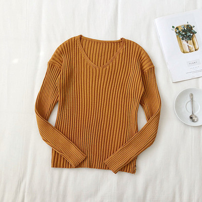 Női alkalmi blúz négy színben, gombokkal és V-nyakkal