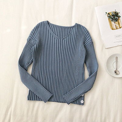 Női alkalmi blúz négy színben, gombokkal és V-nyakkal