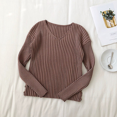 Női alkalmi blúz négy színben, gombokkal és V-nyakkal