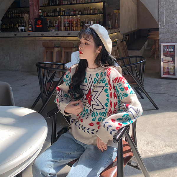 Pulover de dama de actualitate in doua culori cu decolteu oval