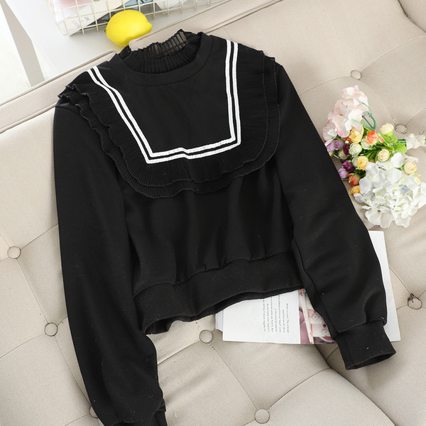 Bluză de damă modernă cu tul în trei culori și decolteu oval