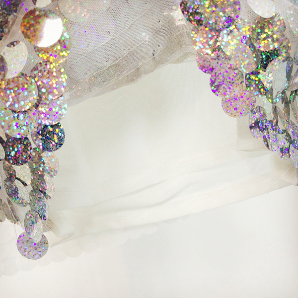 Maieu elegant de damă cu paiete și bretele subțiri în două culori