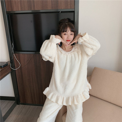 Modern női puha pizsama rózsaszín és fehér színben