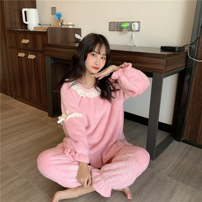 Modern női puha pizsama rózsaszín és fehér színben