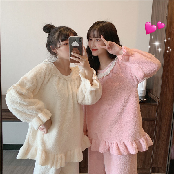 Modern női puha pizsama rózsaszín és fehér színben