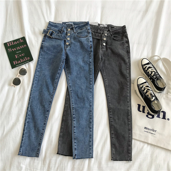 Modern női farmer kék és szürke színben, gombokkal és magas derékkal