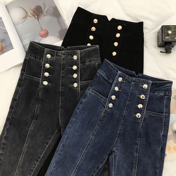 Női farmerhez illeszkedő modell magas derékkal, fekete, kék és szürke színekben