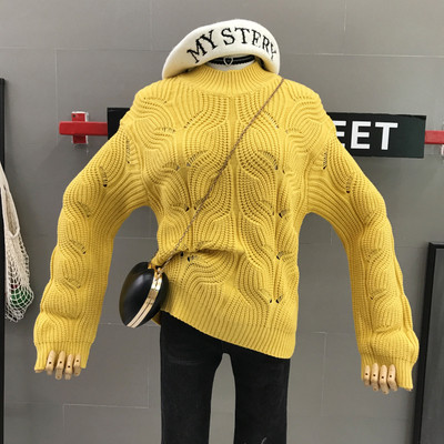 Alkalmi női pulóver ovális nyakkivágással, különböző színekben