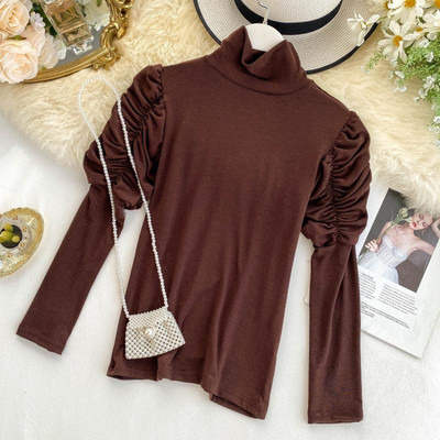 Női modern póló feltűrt ujjakkal, többféle színben