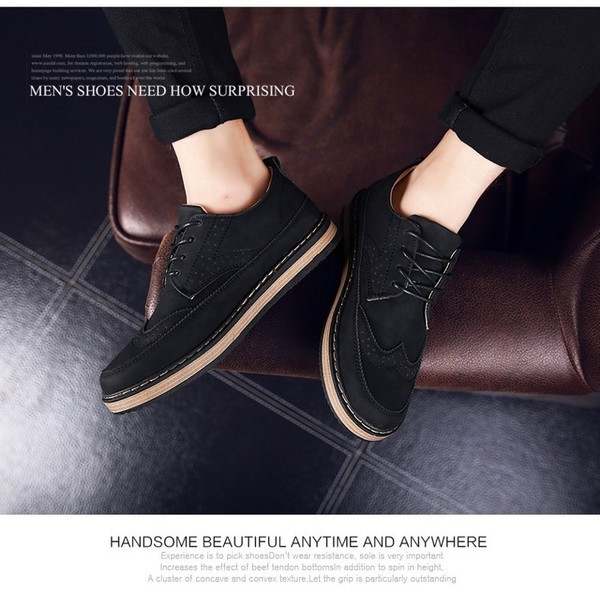 Szürke, fekete és sárga fűzős férfi velúrcipő