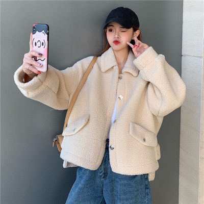 Női modern puha kabát széles modell zsebekkel