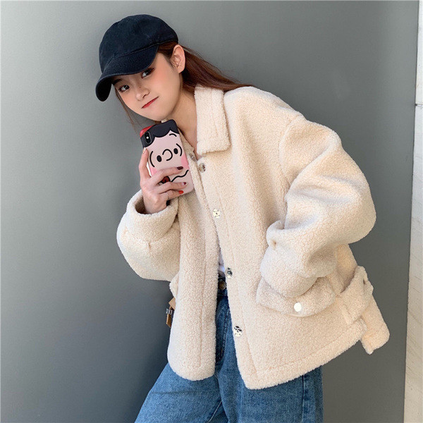 Női modern puha kabát széles modell zsebekkel