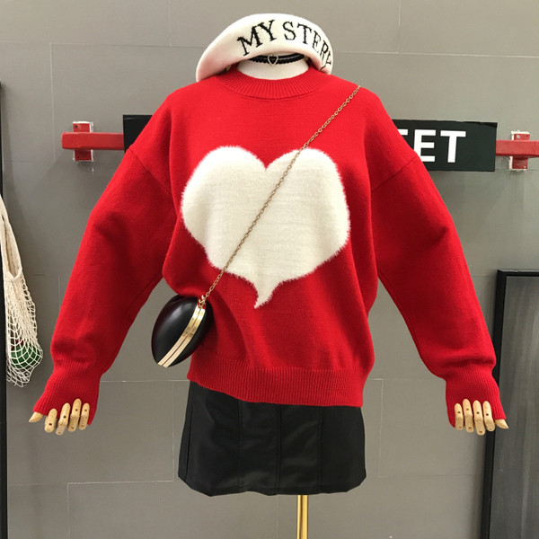 Modern női pulóver szívvel több színben