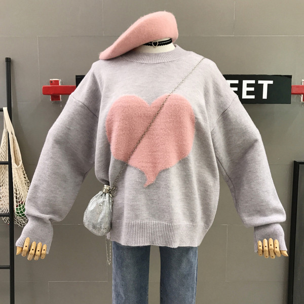 Modern női pulóver szívvel több színben