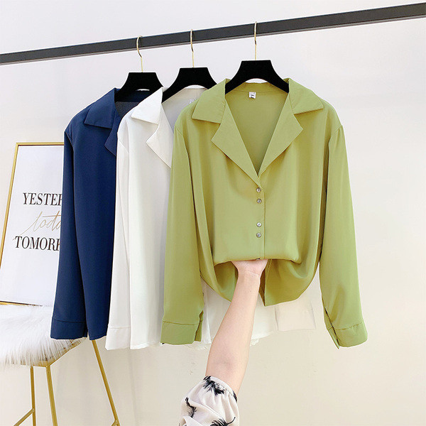 Дамска риза  с копчета и яка в няколко цвята