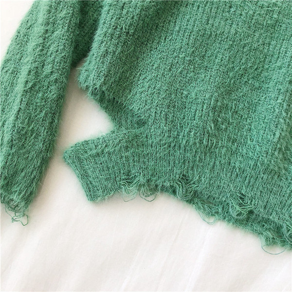 Női pulóver új modellje három színben O-nyakkal