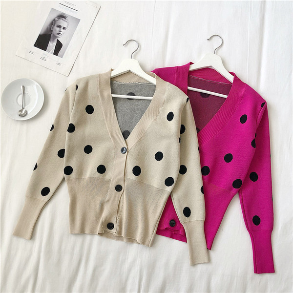 Lezser női kardigán gombokkal és V-nyakú, két színben