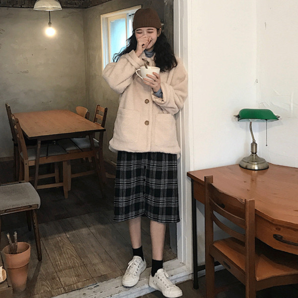 Palton moale casual de dama, cu buzunare si nasturi