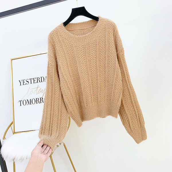 Női kötött pulóver kerek nyakkivágással, három színben