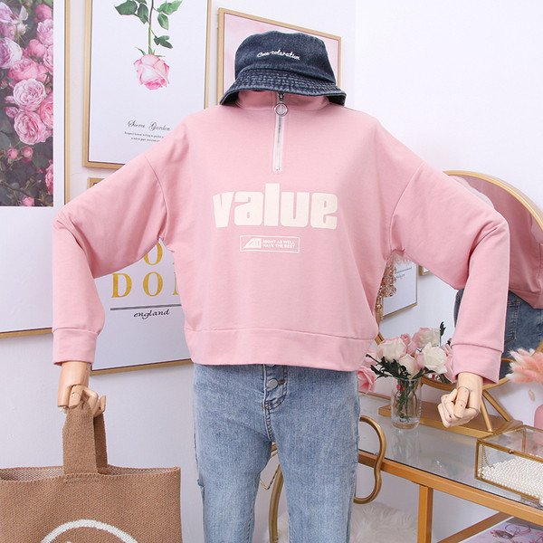 Új modell női pulóver rátéttel és cipzárral több színben