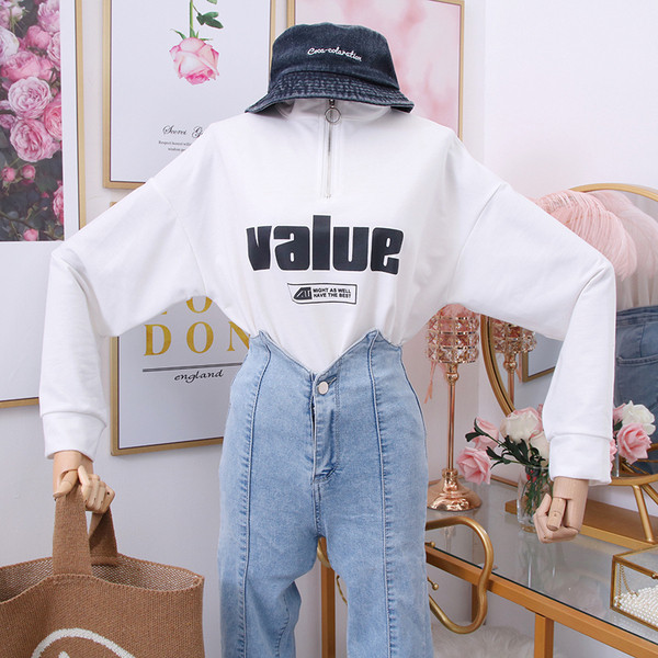 Új modell női pulóver rátéttel és cipzárral több színben