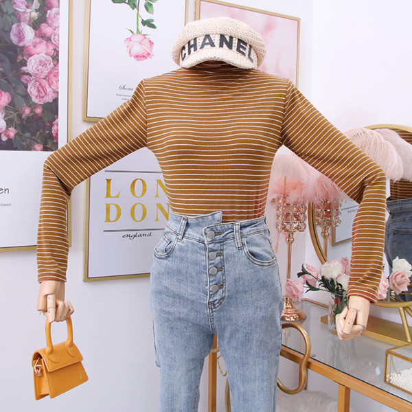 Új modell csíkos női blúz alacsony polo gallérral több színben