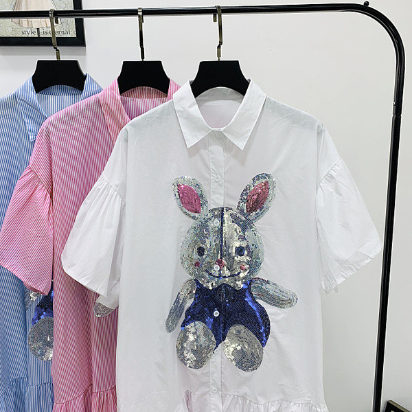 Női csíkos ing - hosszú modell kék, fehér és piros flitterekkel