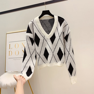 Pulover de dama cu decolteu spitz in mai multe culori