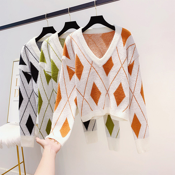 Pulover de dama cu decolteu spitz in mai multe culori