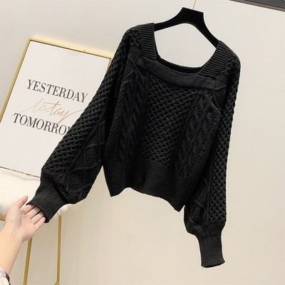 Női kötött pulóver négyzet alakú nyakkivágással, több színben