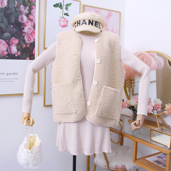 Új modell mindennapi női mellény zsebekkel és gombokkal - több színben