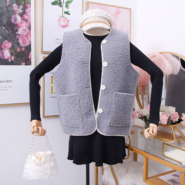 Új modell mindennapi női mellény zsebekkel és gombokkal - több színben