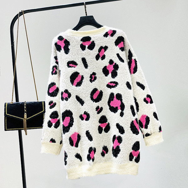 Χειμερινό  γυναικείο πουλόβερ  - μακρύ μοντέλο με στρογγυλό ντεκολτέ