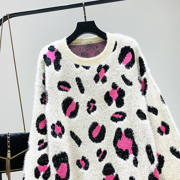 Χειμερινό  γυναικείο πουλόβερ  - μακρύ μοντέλο με στρογγυλό ντεκολτέ