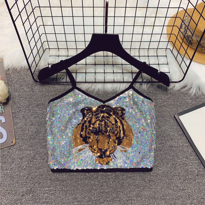 Modern női felső - rövid modell flitterekkel